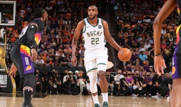 米德尔顿：我一直努力提高自己 和字母哥互相促进